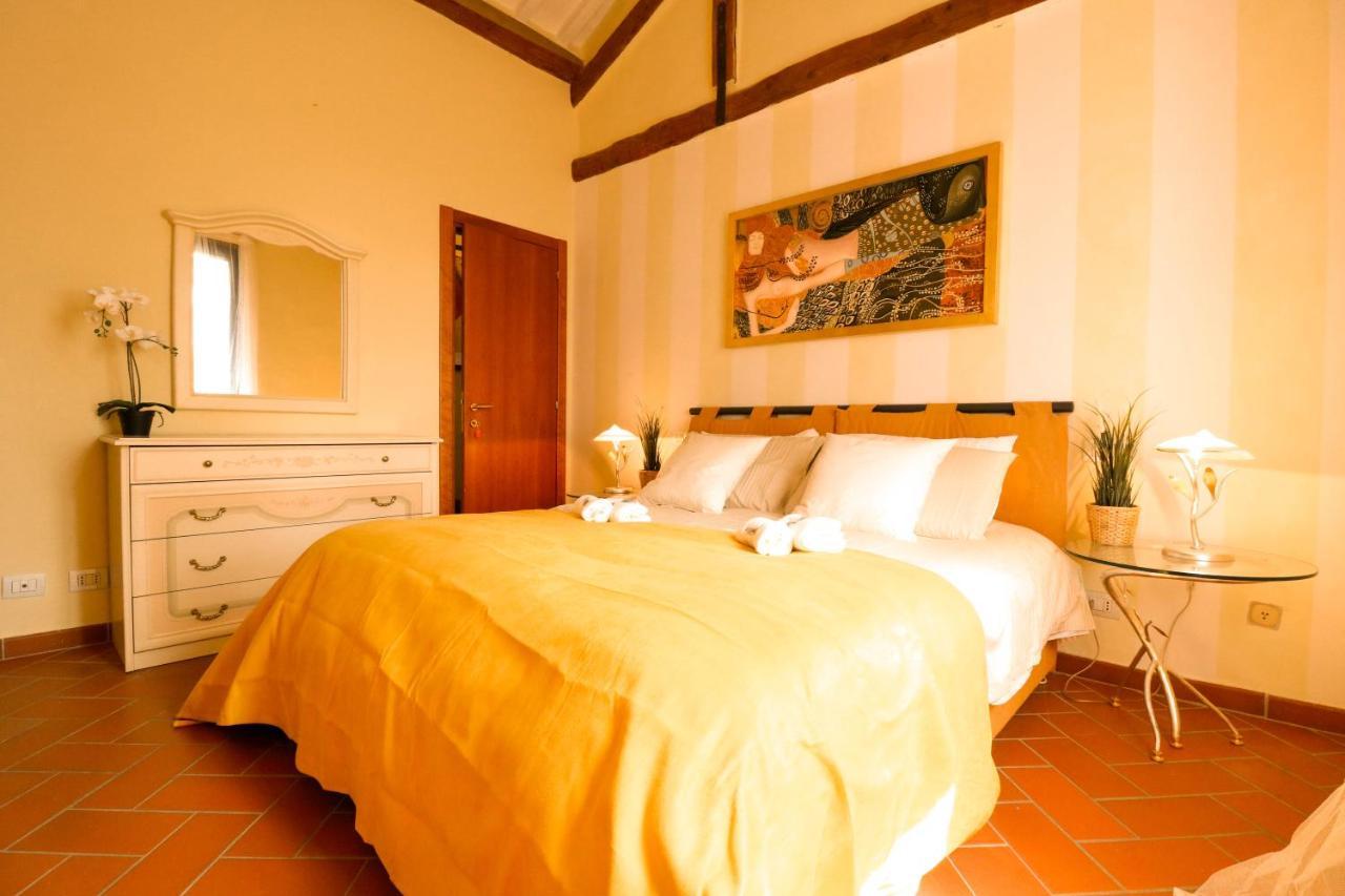 Vila Casale Val D' Orcia- Relax E Lusso In Piscina Torrita di Siena Exteriér fotografie