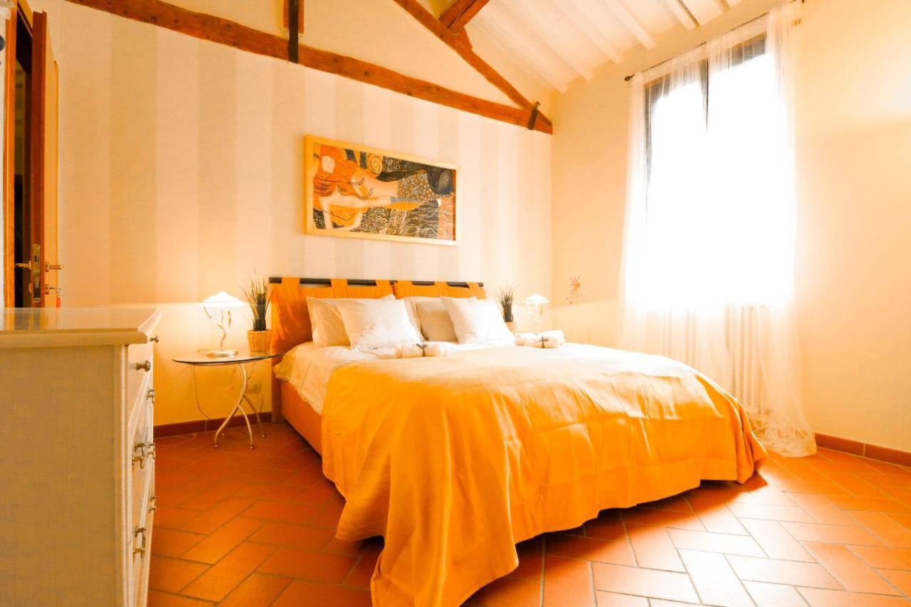 Vila Casale Val D' Orcia- Relax E Lusso In Piscina Torrita di Siena Exteriér fotografie