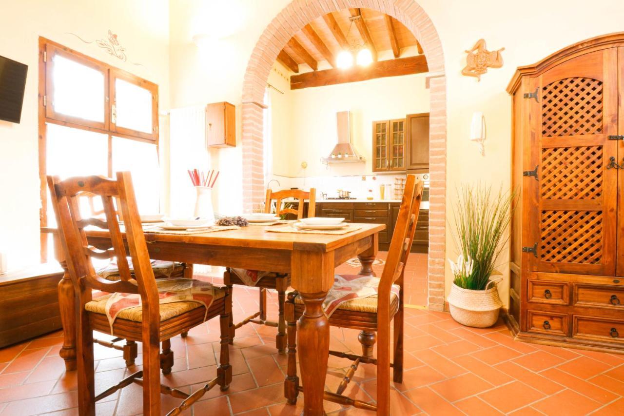 Vila Casale Val D' Orcia- Relax E Lusso In Piscina Torrita di Siena Exteriér fotografie